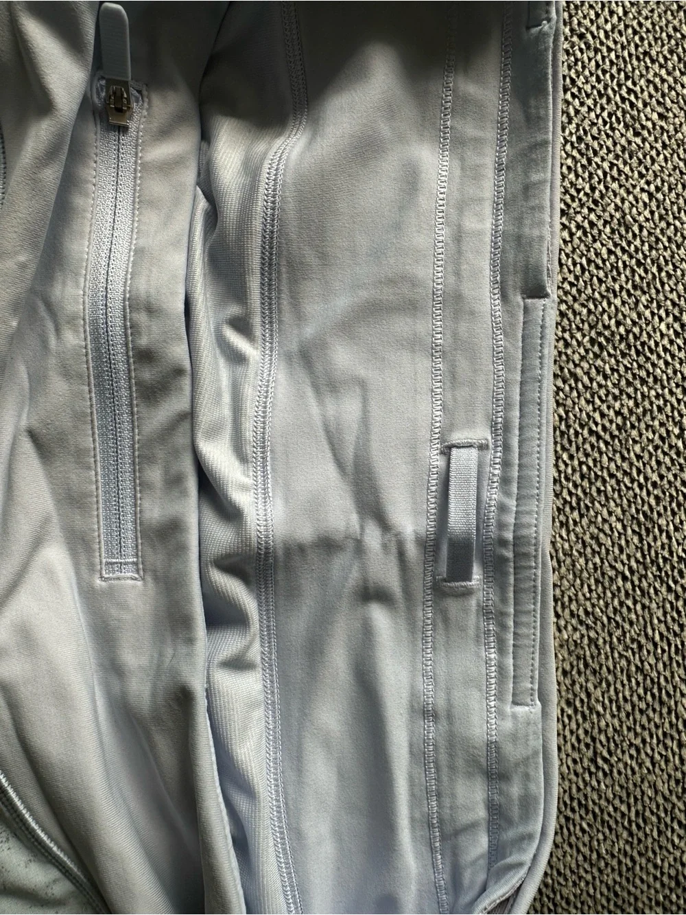 Lululemon Speed Up Mid-Rise Lined Short 2.5” Size 6